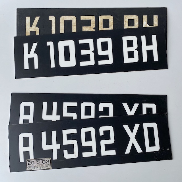 NUMBER PLATE, Generic Eastern European - Black White (Pair)